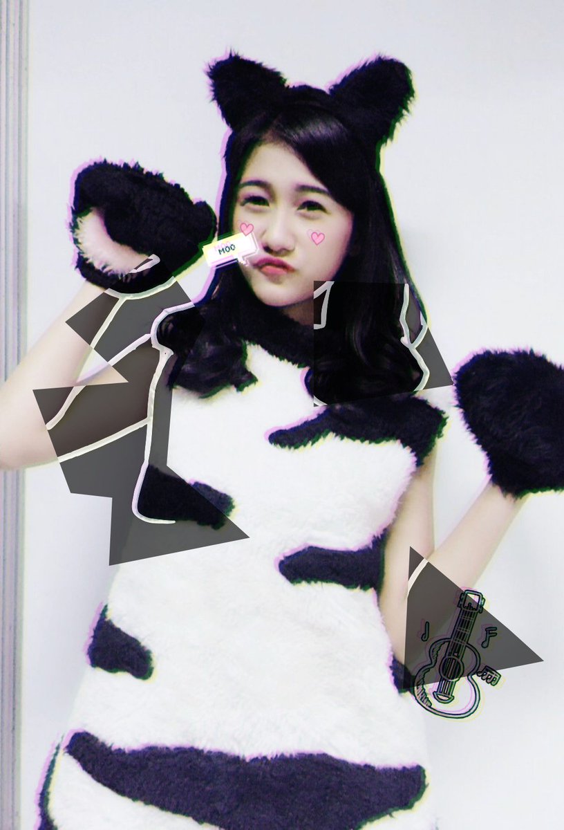 Selamat Hari Raya Idul Adha bagi yang merayakan🙏
Nih ada foto sapi. Jangan protes ini zebra ya. Ini sapi. Pokoknya sapi. Saktia Osapiani 🐄

cc. <a href="/Saktiaoktavni/">Saktia Oktapyani</a>