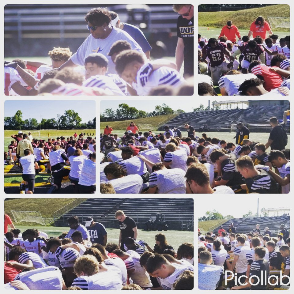 CoachBug24's tweet photo. #fellowshipofchristianathletes #WoodfordCountyHighSchoolFootball🏈 #LetsGo2019 https://t.co/azAh6BiSeO