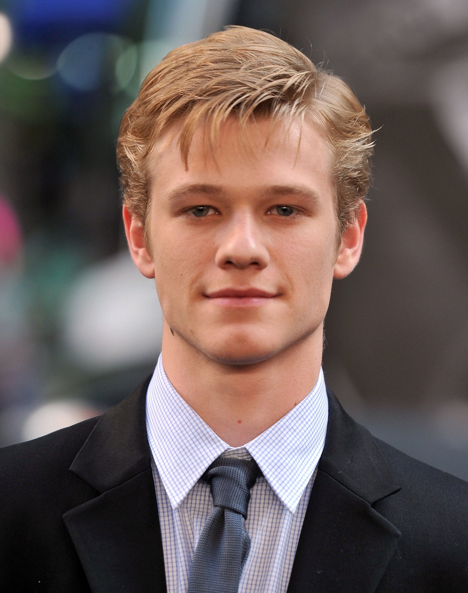 Happy birthday Lucas Till 
