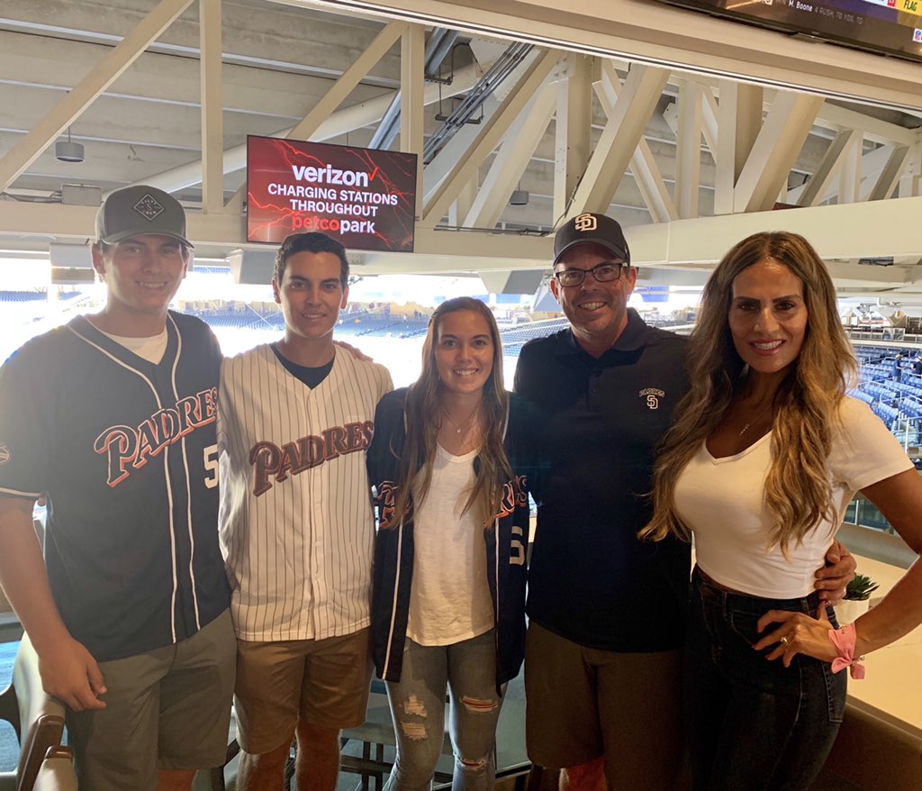 JasonMatteson's tweet photo. #FriarFaithful https://t.co/6wvzMKzCtq