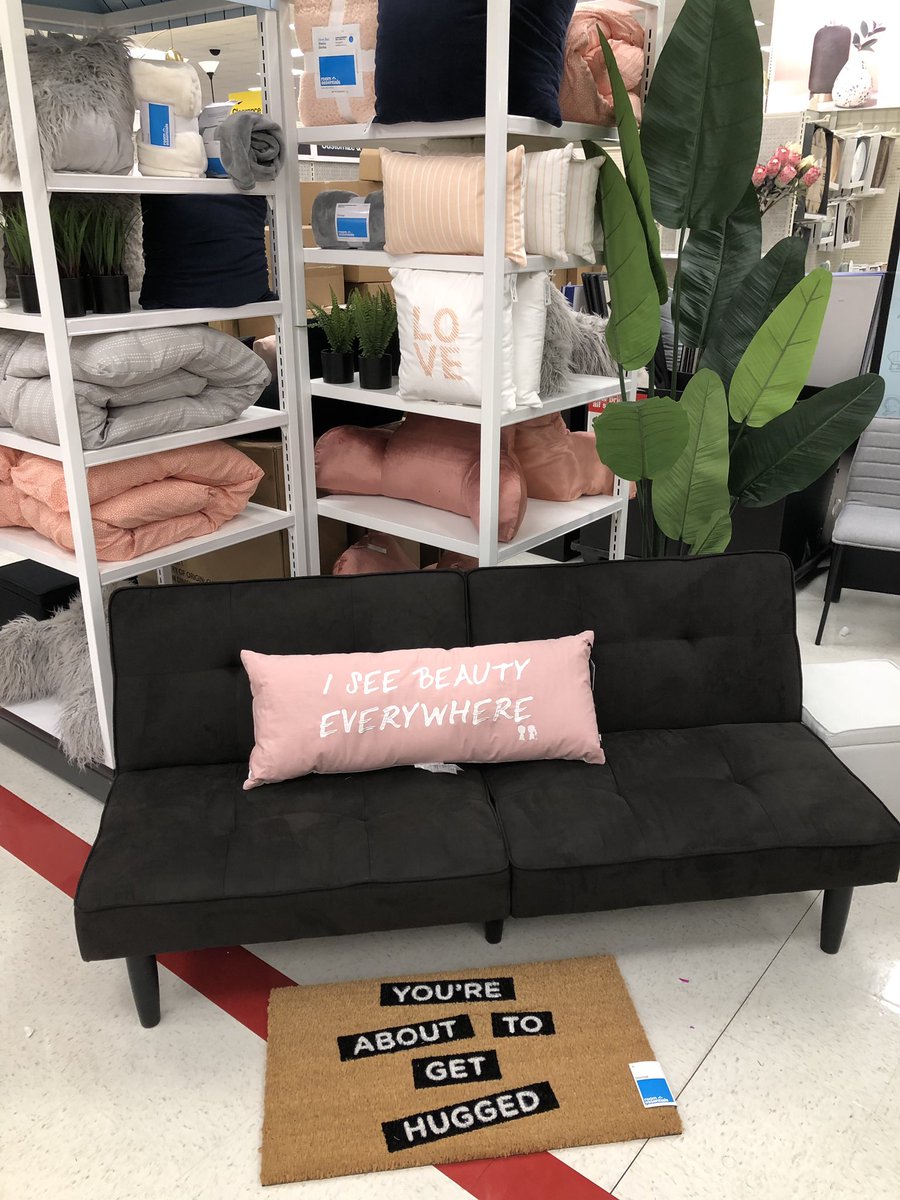 Elsa Ann tweet media