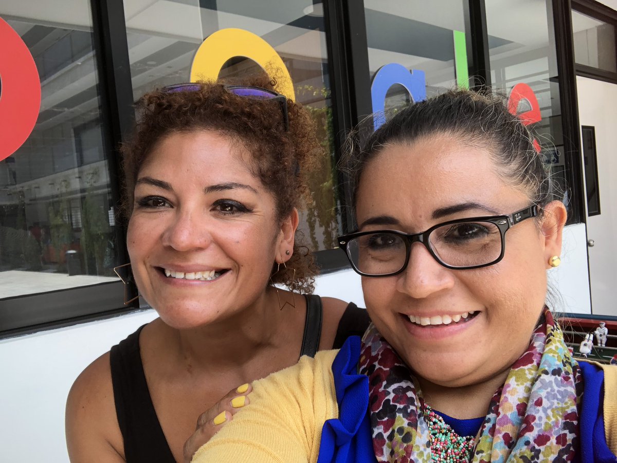 pzamoraats's tweet photo. Agradecimiento muuuy especial para el club de permanencia voluntaria que pasaron 4 y 5 sesiones acompañándome en esta mega aventura #EdtechTeammex #GoogleIE #Mex18 #Bajio19 #EducandoErizos #GoogleEdu https://t.co/p9BEpULhPH