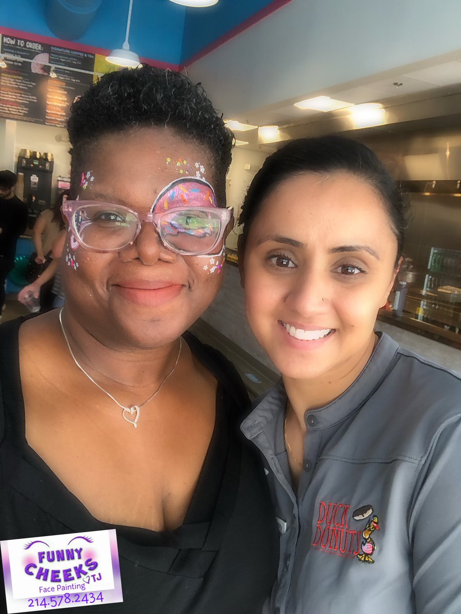 FunnyCheeksTJ's tweet photo. Had a blast welcoming @duckdonuts to North Texas!🍩🍩🍩
#duckdonutsaddison #addisontx
#DuckHatching #duckdonuts #complimentaryfacepainting
#ducksanddonuts #FunnyCheeksDallas #dallasfacepainter #ilovedonuts #facepaintingfun #grandopening #northtexas #ntx #ilovefacepainting https://t.co/DrGNxCUNGw