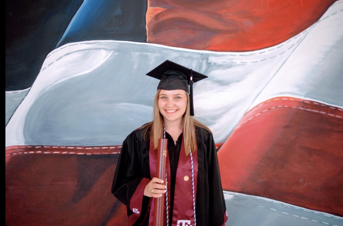 crxb's tweet photo. So proud of this graduate! #TAMUGRAD https://t.co/95xYIU3WTB