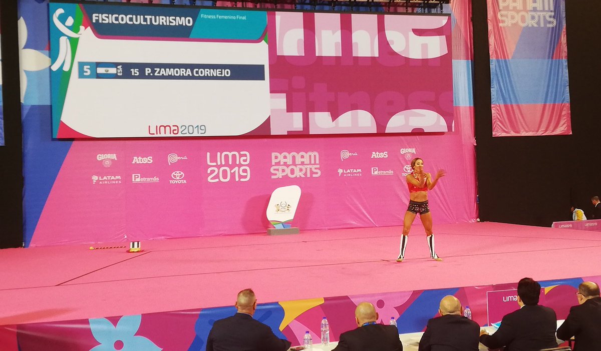 MauriOrellanaSV's tweet photo. Paulina Zamora ganó ORO en la categoría fitness coreografico @TeamESA_ #ESOro https://t.co/XmS7VXexU0