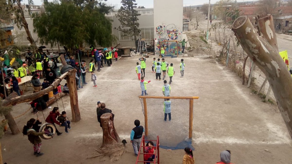 Axlainclusion's tweet photo. Hoy se llevo a cabo el festejo del día del niño en el Barrio Planta de Gas! Gracias a todos los que colaboraron. Muchas sonrisas y niños felices🥰🥳
@Maderna_2019 @lorenaalcalatr1 @LorenaAlcal5 @MirantesLaura @FedericoSardon @AcademicoRw @TWHCastillo @TWGUrbana https://t.co/9ZEMQXg38Q