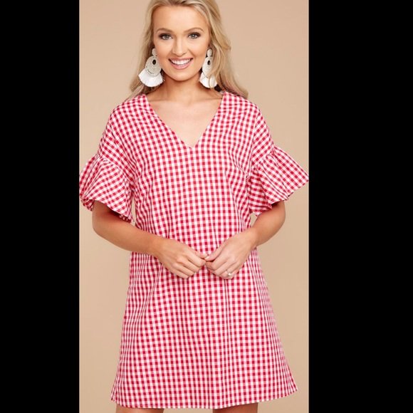 coconutcandysky's tweet photo. So good I had to share! Check out all the items I'm loving on @Poshmarkapp from @KOS1313 #poshmark #fashion #style #shopmycloset #reddressboutique: https://t.co/J5ov30fWW1 https://t.co/0S4xftmM59