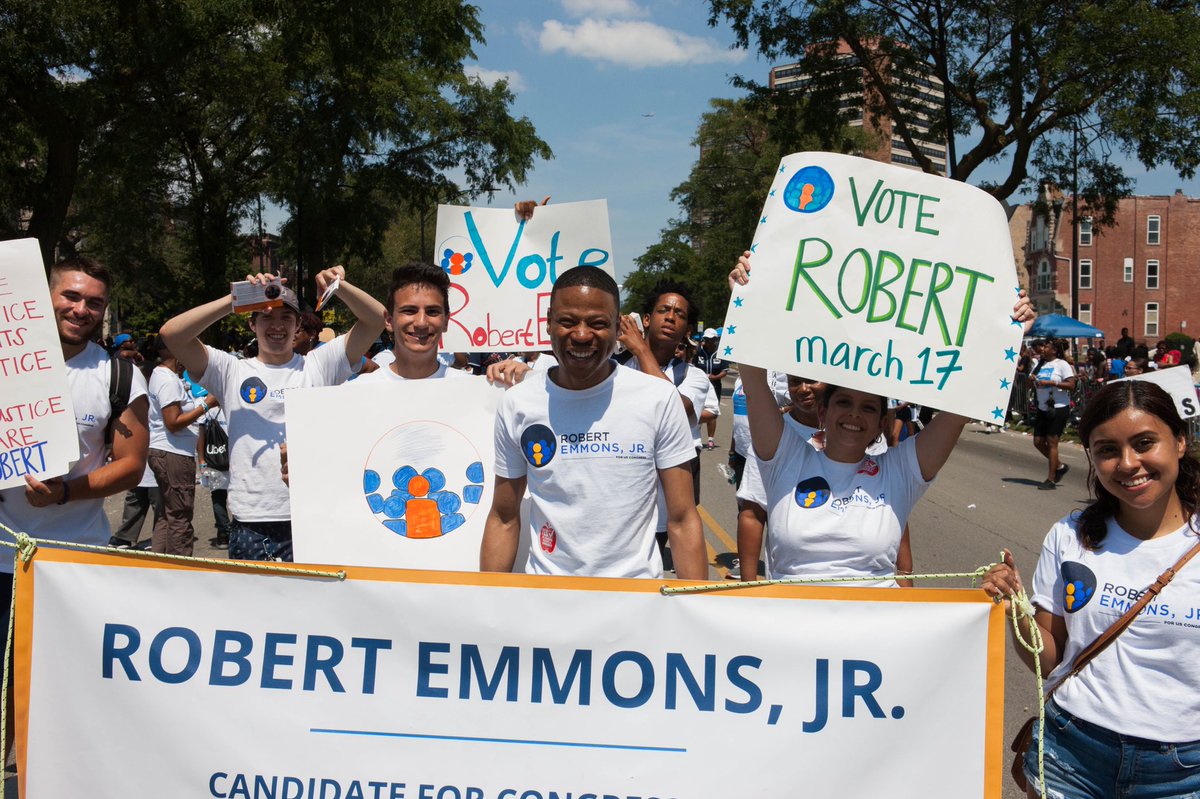 r_emmonsJr's tweet photo. The energy at the Bud Billiken parade was incredible today! Happy back to school!
Here’s some clips from some of our supporters. #Bud90 #BudBilliken2019 #Budbillikenparade https://t.co/lc5NneNB6a