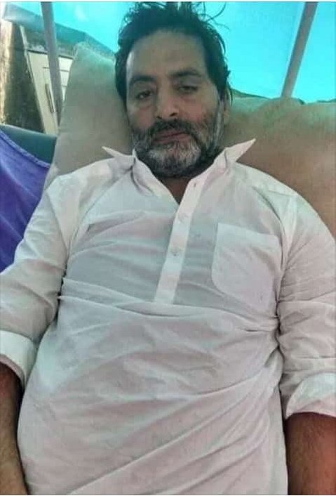 TeamPakFouj313's tweet photo. Latest pic of Yaseen Malik.
اللّٰه آپ کو صحت و تندرستی عطا کرے ۔۔آمین۔
#KASHMIR
#BANAY
#GA
#PAKISTAN
INSHAA ALLAH -- Aameen 🤲🏻
⚔️👤🇵🇰⚔️
@Tahir57531351 @Warqul_Jannah https://t.co/Za9LAdlplp