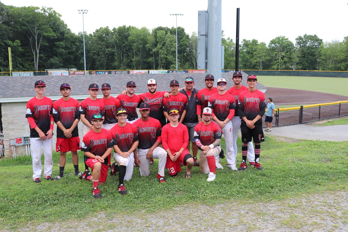 BANDITSBALLCLUBRI tweet media