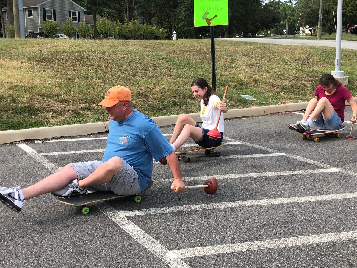 Jennifer739307's tweet photo. Field Day fun. #faithlab @RedeemerLutheran #RVA https://t.co/DHLtosfC6D