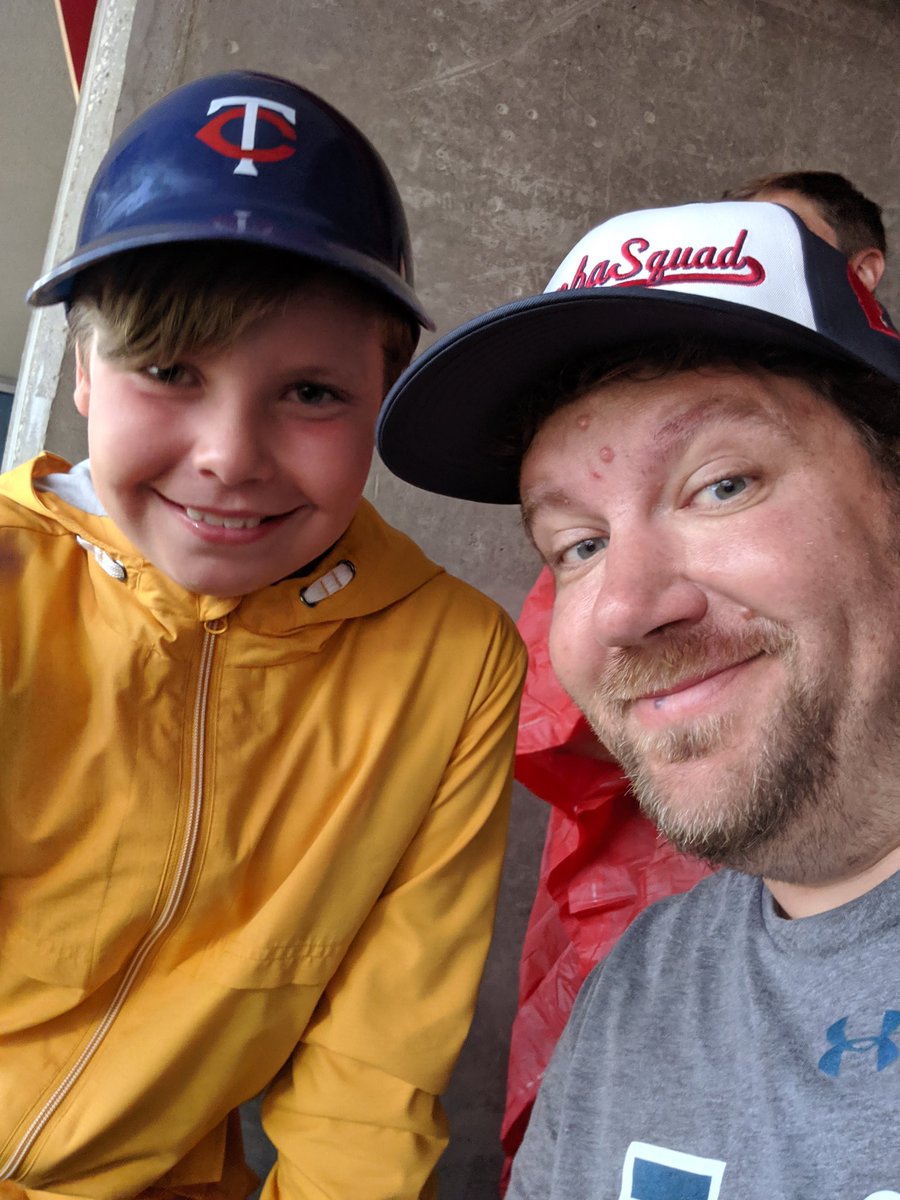 therealAP09's tweet photo. #twinspics https://t.co/ldsr7bpjnm