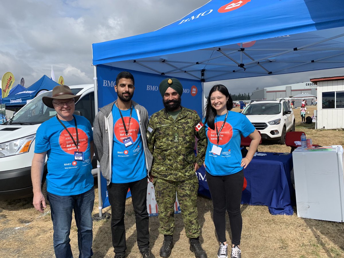 shellerbaby29's tweet photo. Day 2 of the #abbyairshow we #supportourtroops here @BMO make sure you come say hi tomorrow as well! https://t.co/drbaXL4GFB