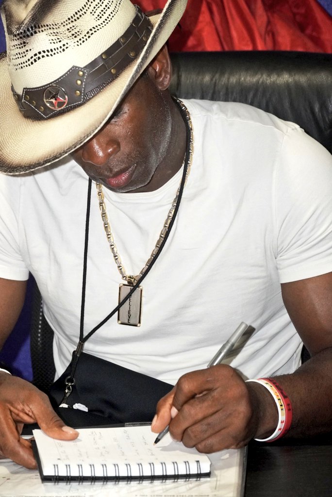 DeionSanders's tweet image. A coaches work ain't never ever complete and a great player ain't never ever satisfied with his last play. #Thinkaboutthat #Truth