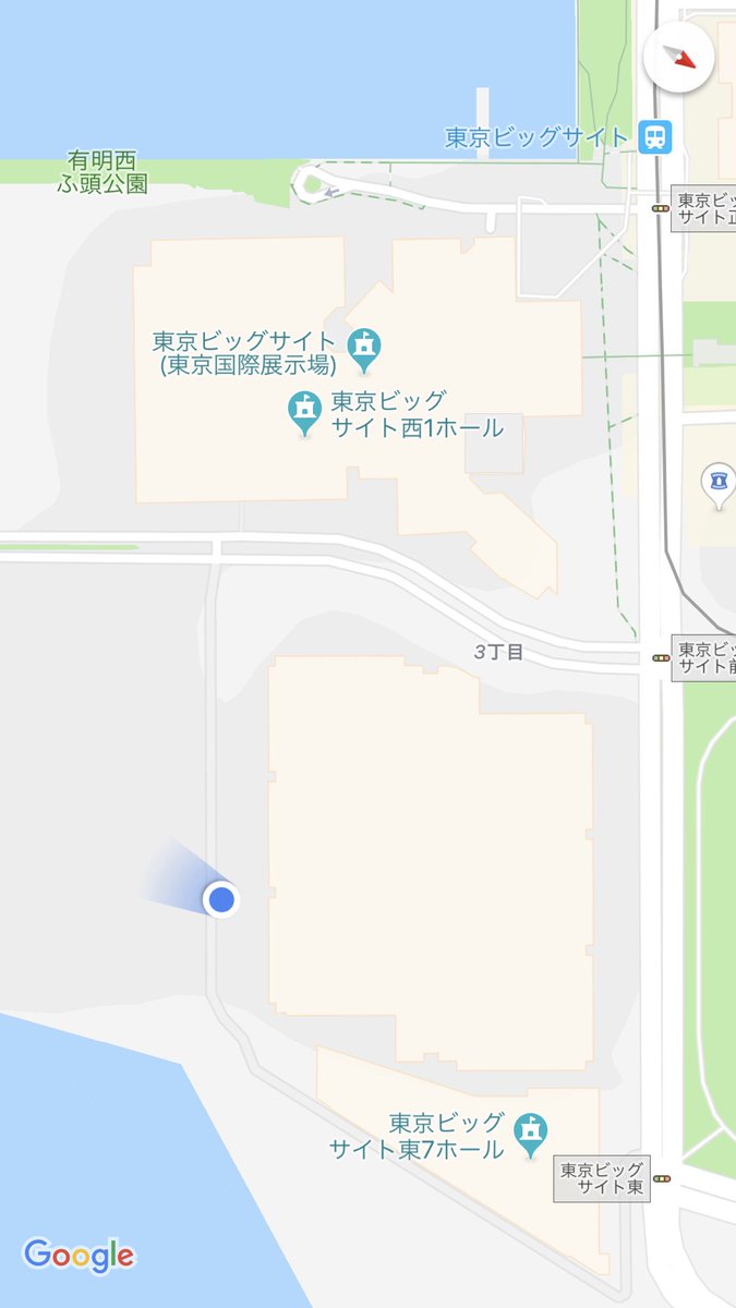 もりべ On Twitter コミックマーケット96の一般参加の待機列 軽く全長1kmは超えてますね ようやく列が止まったので休憩できます コミケ始まるまでに 1時間近く歩かさせるとは思ってなかった しかも東ホール使わないのに 東に並んでるとかw C96 Comike Https