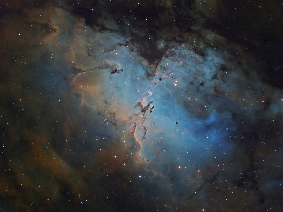Conductor222's tweet photo. 'M16 Close Up' #space #universe  #NASA_App
https://t.co/TjbB1QKB1n https://t.co/HrH1vFEHtO