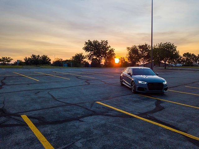 DevonDoesDrones's tweet photo. Had a blast early this morning with @mraudi_rs3. We experimented with some different shots, videos, and times of day. Who knew that 5:30am even existed?? But this picture right here is the reason photographers get up early. To see the full video, do a se… https://t.co/K2dhyEYyQw https://t.co/5tzfK6kWcC