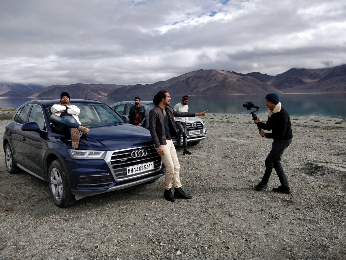 BertrandGDsouza's tweet photo. A unique twist to #IQD2019 @overdrive is in #Ladakh with @Sanam_Official filming their latest music video. Why us? 
Who knows driving in Ladakh and in the Himalayas  better than us &amp; @AudiIN ! 
7 years of the Independence quattro drive, 
#TogetherWithAudi #AdventureWithAudi https://t.co/0ZKzF4W16e