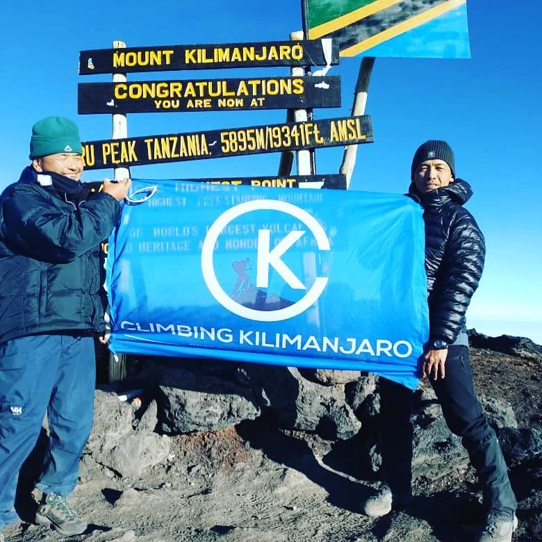 Climb_Kili's tweet photo. Another successful summit !! Thanks to our #kilimanjaro #guides and crew! Without you this will not be possible!
#trekking #sevensummits #mountains #MountKilimanjaro #Tanzania https://t.co/WEbhbfSOWB