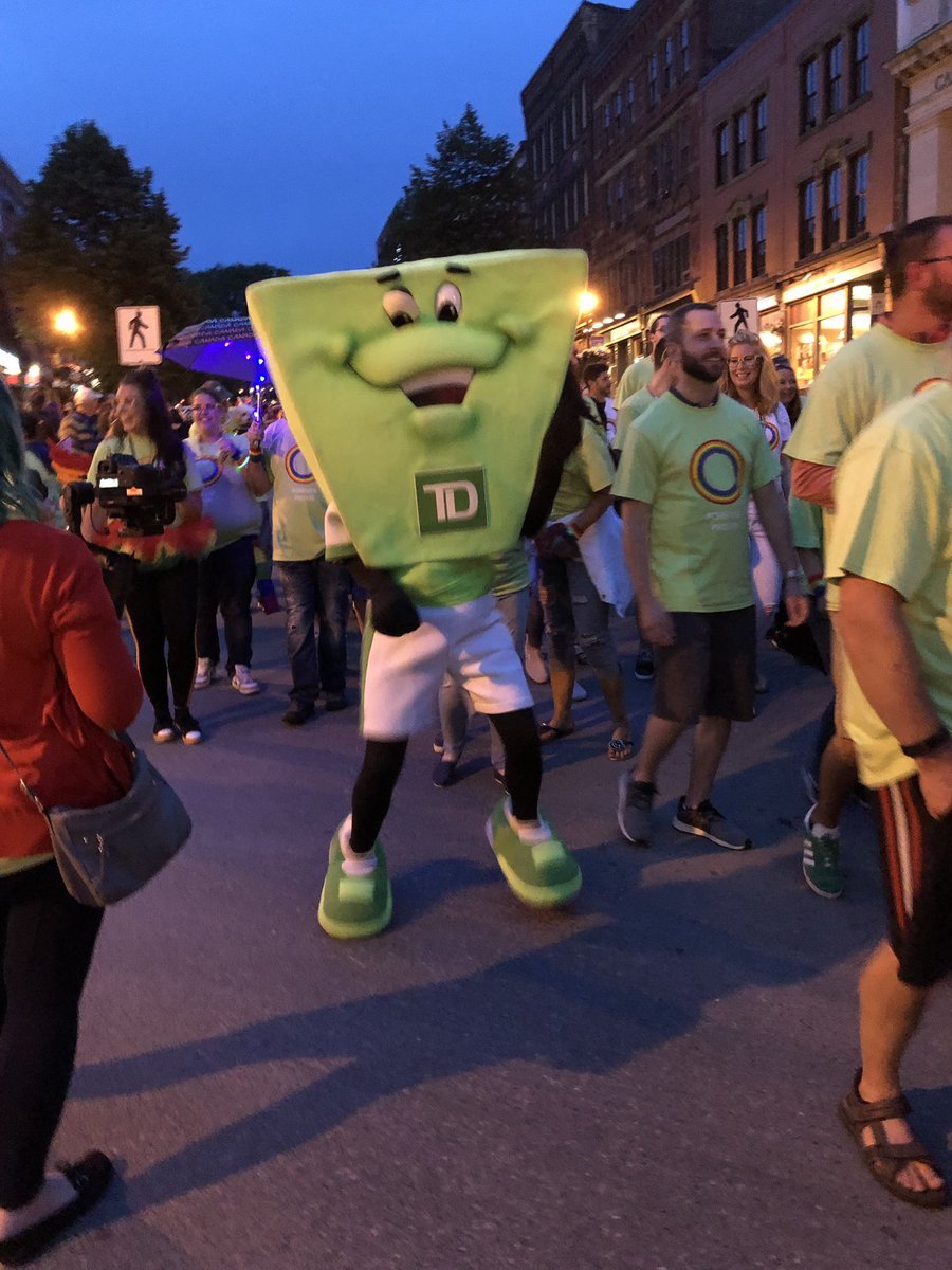 Great evening celebrating pride! ❤️🧡💛💚💙@JakeGaudet_TD <a href="/ScurrySheri/">Sheri Curry</a> <a href="/Sean1965/">Sean</a> <a href="/SanaHubaishy/">Sana Hubaishy_TD</a> <a href="/StephTennant26/">Steph Tennant</a> <a href="/JennAuld/">Jenn Auld</a> #Foreverproud #saintjohnpride