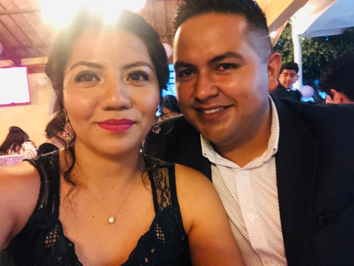 ChemaBecerra's tweet photo. La Amoooo!!! https://t.co/9Uq6lojMUs