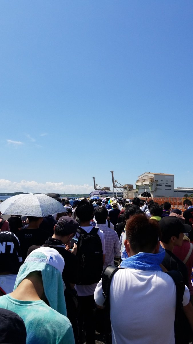 DEMOCRATIC_DPRJ's tweet photo. 首相コミケなう
防衛大臣と会談予定 https://t.co/cXf87DjgS3