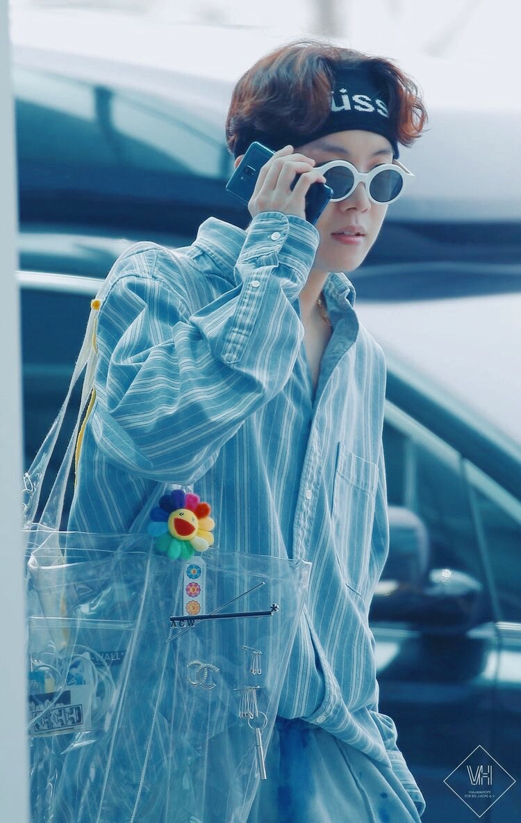 yoomiskith's tweet photo. 180514 #HOSEOK https://t.co/a7ufHaB1Nw
