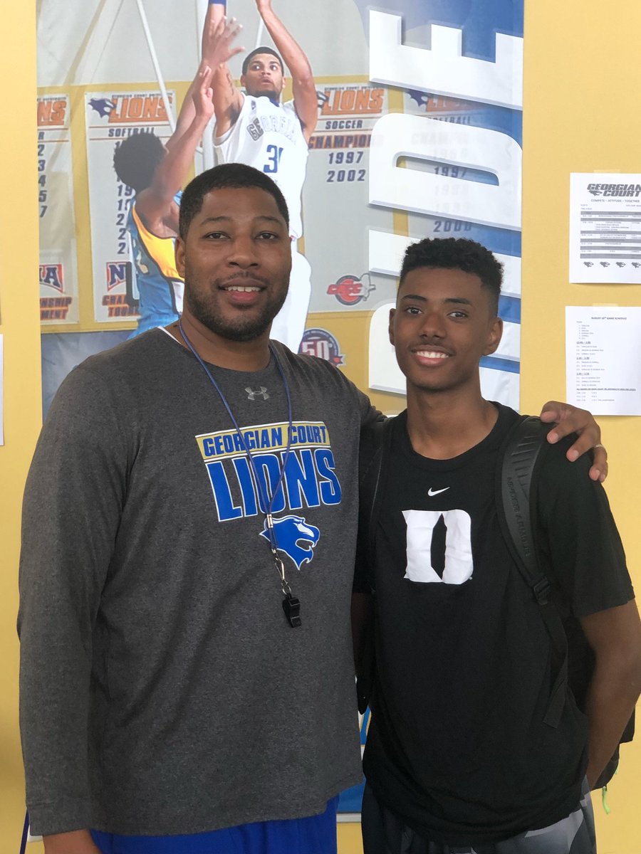 PureBBallAAU's tweet photo. 2020 PG Jaden Honis at Georigan Court Prospect Camp with Coach Stewart. Georgian Court offered Jaden after a great July Live Period. #purebasketballnjnyc #purebasketball #classof2020๐ https://t.co/8XxSl8a5k5