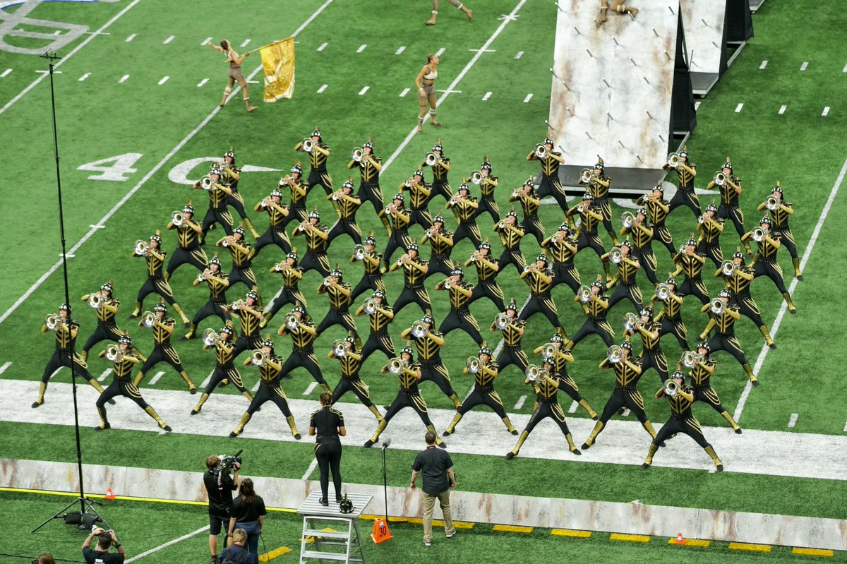 udrillbook's tweet photo. @bostoncrusaders , you ruled Lucas Oil Stadium tonight. You were fearless, fierce, and you definitely did not throw away your shot!
#UDBfamily #cleandrill #udb19 #dci2019 https://t.co/3PqtQnxrIM