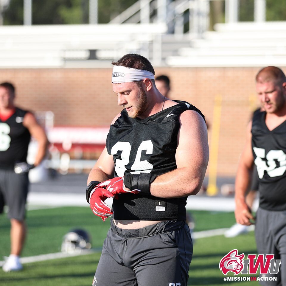 IWUWildcats's tweet photo. @IndWesleyan_FB is back! 🏈
🔴
Full Gallery: https://t.co/pWN7CYs7Kd https://t.co/9Zo46bdoXS
