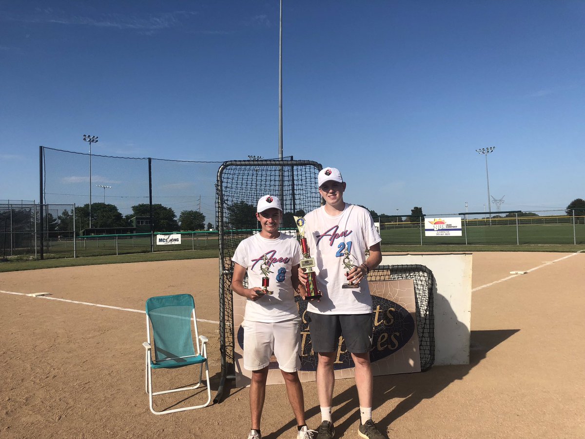 FoxLakeWiffle's tweet image. Year 6 complete! Congrats to @TannerP8021 and @theMarkOgden on winning the title! Congrats to @alexhoss27, Brett, and @thejet33 on 2nd place! More pictures will be posted later! Shoutout @PabloIglesiasTV, @LewisMarien, @hoijim, and @MCstrong19! #FLT #forMC