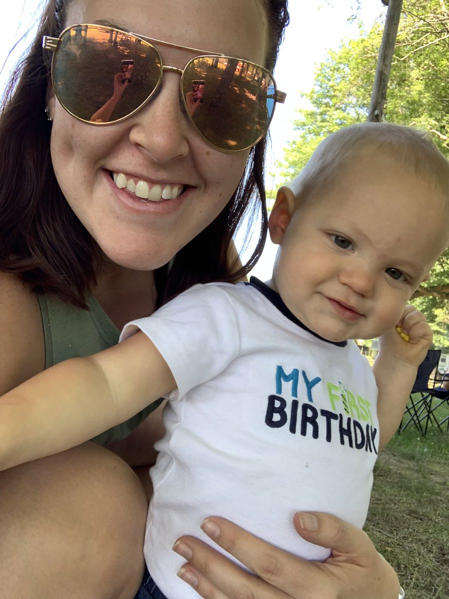 JessMarie1101's tweet photo. I’d say that’s one hell of a way to spend a 1st birthday, but that’s just me! #thatsmychacer #stadiumsupertrucks #MOSCC 😎🤘🏼💙1️⃣ https://t.co/3gbIPVpRZA