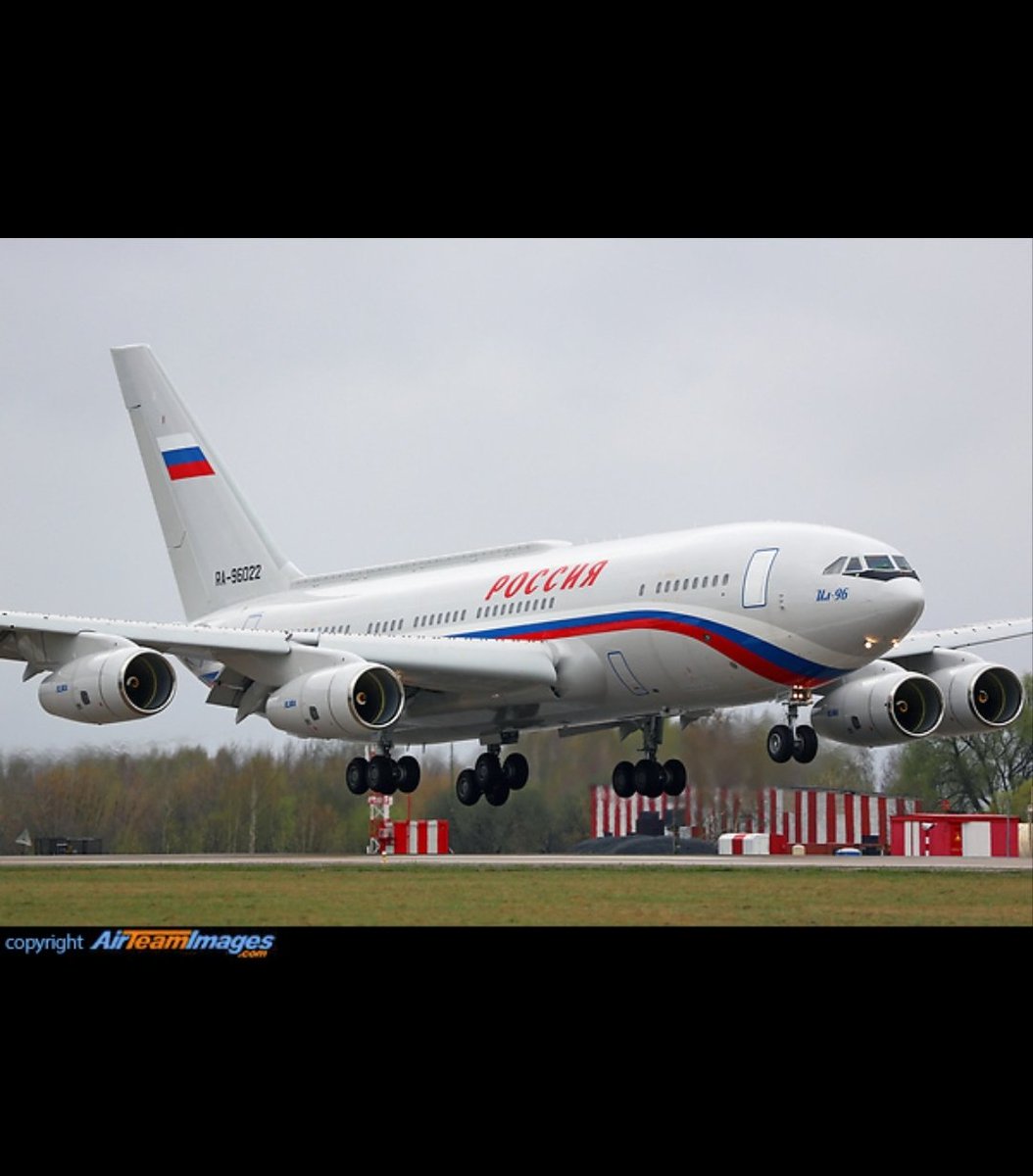 is_keelu's tweet photo. Russian Special Flight Squadron 
Ilyushin IL-96-300PU #AirPutin?
Departed from Simferopol Intl Airport (SUP/UKFF) #Crimea?
Spotted over the #BlackSea 
(The 214SR "Doomsday Plane" in the background is still orbiting ")

 #Planespotting #Planespotter #aviation #militaryaviation https://t.co/iYbVfgXgFf