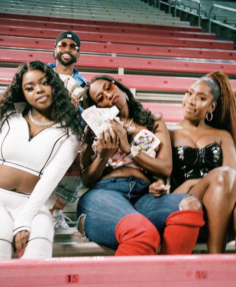 dopeassrappers's tweet photo. #BTS of #ReadySet - #KashDoll x #BigSean 🏁🔥
#DopeAssRappers https://t.co/tbeyKBb5RM