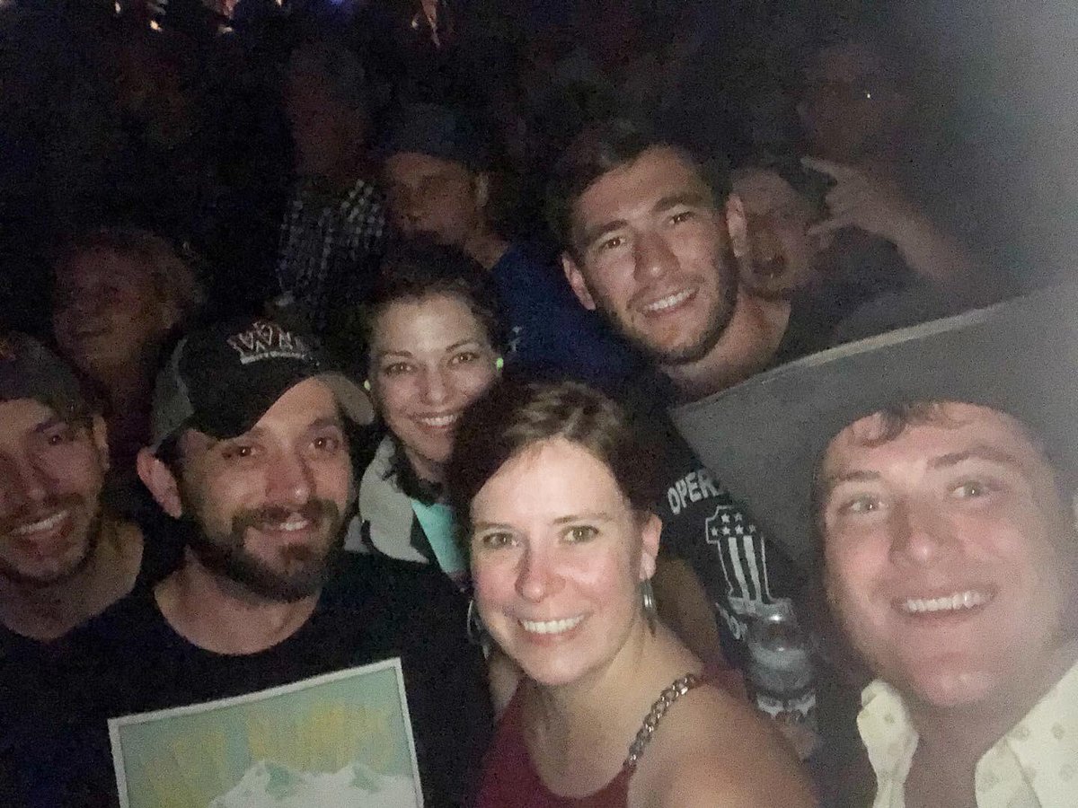 e_reed's tweet photo. @WhiteyMorgan @FirstAvenue with the crew #acpso @ACPSO https://t.co/Ct93MsomK7