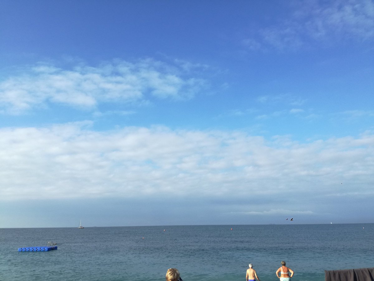 Buona domenica mondo
#stellisulmare #Genova