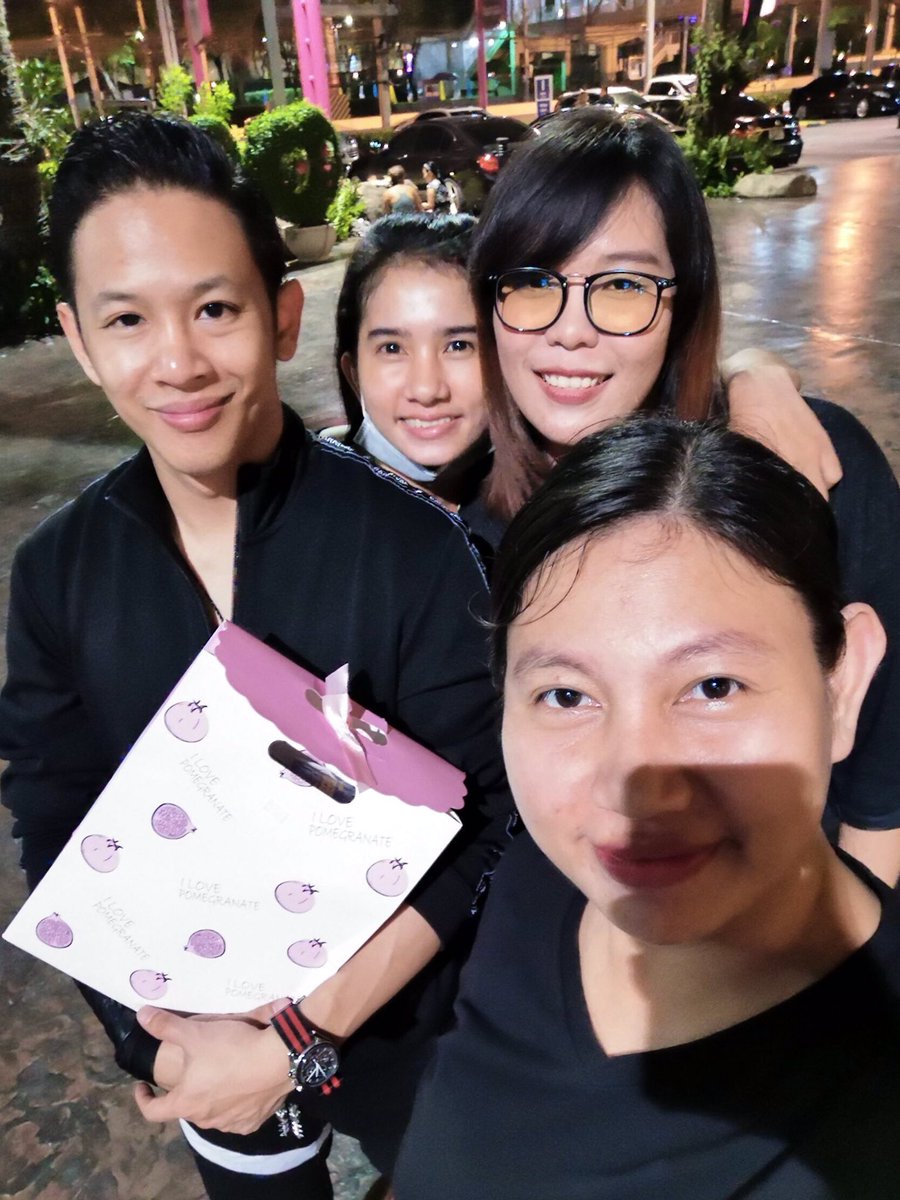 AmpAmpp's tweet photo. รักนะฮะ #ohmcocktail #cheerscocktail #cheerscocktailfc #ampcct #เล่นด้วยหัวใจเสมอมา https://t.co/KiY7uiGxnM