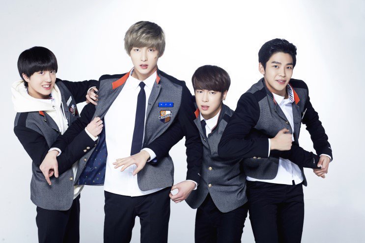 DreamersRadioID's tweet photo. Sekilas #SF9! Sebelum debut, #Rowoon, #Dawon, #Chanhee, &amp; #Zuho udah main drama lho, judulnya 'Click Your Heart'. Multitalenta banget ya!
.
Jangan lewatkan kesempatan liat perform kece mereka di konser '2019 SF9 Live Fantasy #2 Unixerse in Jakarta', 23 Agustus 19 @ Istora Senayan https://t.co/UbgUJ0gbPa