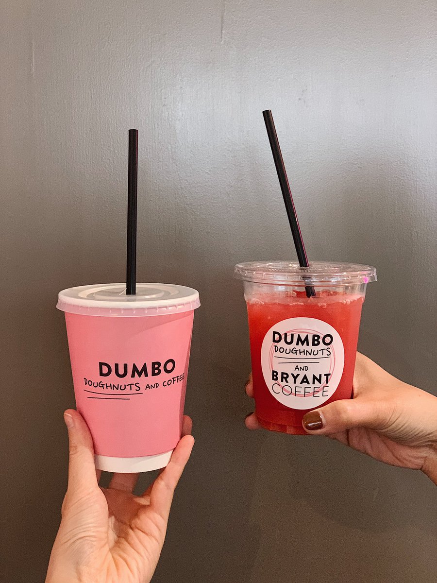 placestwogo's tweet photo. DUMBO Doughnuts and Coffee

ร้านโดนัทชื้อดังจาก NYC มาเปิดสาขาที่โตเกียวจ้าาา!🍩💓 จะบอกว่าโดนัทแต่ละหน้าน่ากินมากกก และชิ้นใหญ่มากๆๆๆ กินคนเดียวไม่หมดอะ ต้องสั่งมาแชร์กัน ฮ่าๆ

⏰: 9am-7pm (Everyday)
🚈: Azabu Juban Exit 1

@aroii #รีวิวญี่ปุ่น #PlacestwoGo https://t.co/932OK7SkUr