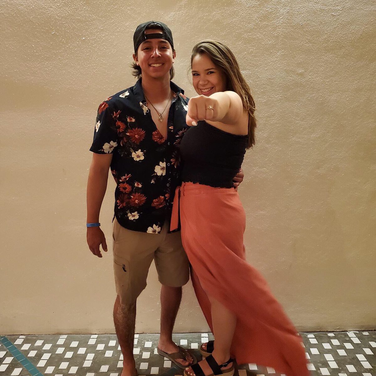 BeeSilva5's tweet photo. Is this the part where I say, “He went to Jared’s?” 🥰😭💙 I love you! @JT_Anthony04 #VivaMéxico https://t.co/1Na8QNdkDC