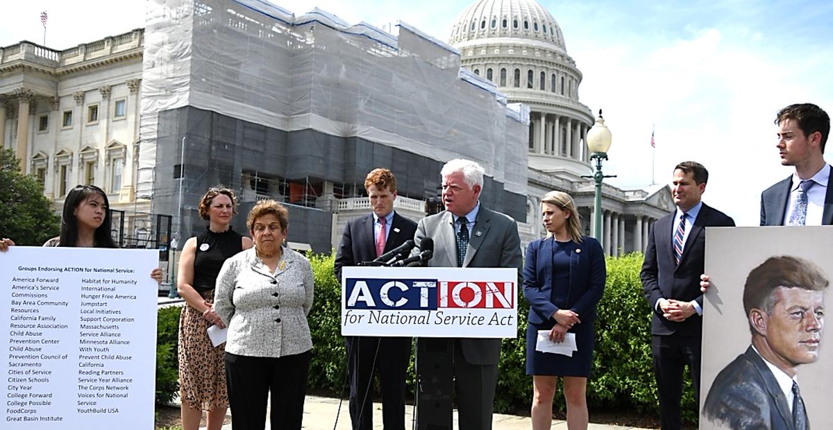pjesella's tweet photo. #HouseDemocrats @HouseDemocrats take ACTION for National Service
https://t.co/Eq9MSHY2kL
���A low cost #YouthWakeUpCall in #EveryZipCode 4
1-yr 17 to 18 youth talk on #ServeUSA2gether
My #CivicsApp goal https://t.co/krTvw5kEBJ
#RepKatieHill #RepShalala
#JohnLarsonCT #RepJoeKennedy https://t.co/IzKnkMZv0D