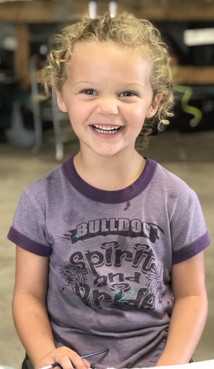 PhillMMS's tweet photo. When your daughter asks you to sit and be: “Super, super still- but don’t forget to breathe!” So she can paint a picture of you, you must oblige. Her smile is priceless. ❤️#maketimeforkids #sheisourfuture https://t.co/NKb40CTNFt