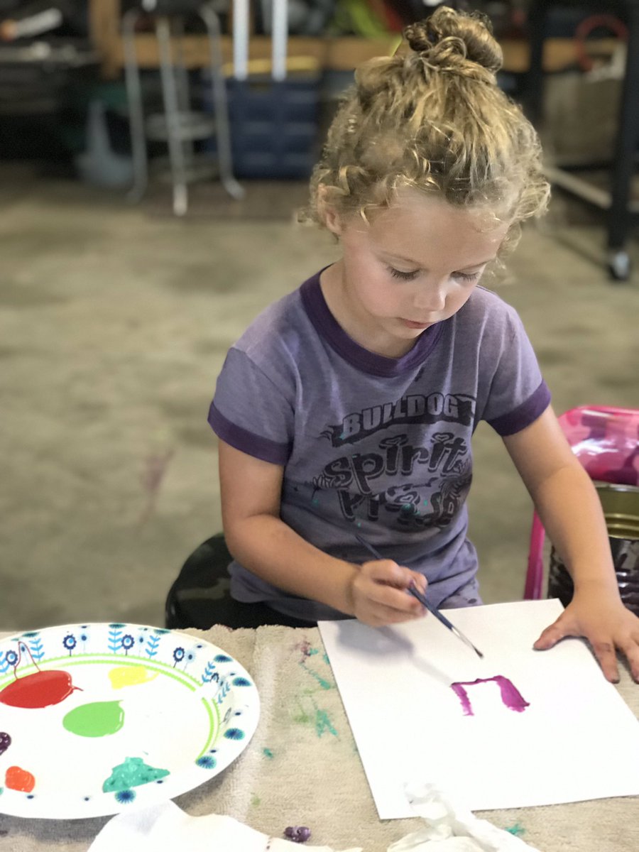 PhillMMS's tweet photo. When your daughter asks you to sit and be: “Super, super still- but don’t forget to breathe!” So she can paint a picture of you, you must oblige. Her smile is priceless. ❤️#maketimeforkids #sheisourfuture https://t.co/NKb40CTNFt
