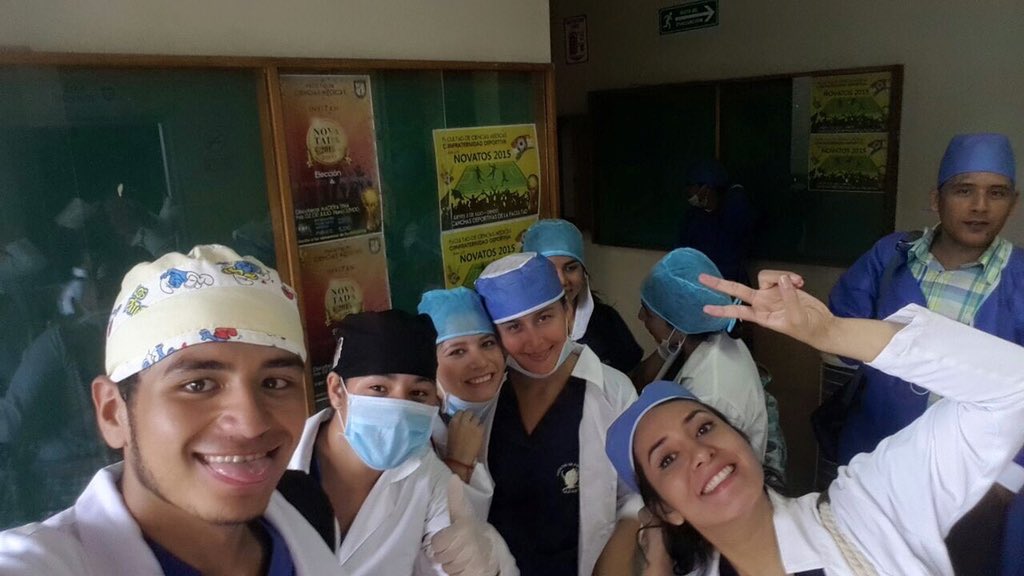 CantoStefie's tweet image. Esto empezó algo así... #universitystudy #uleam #psicology