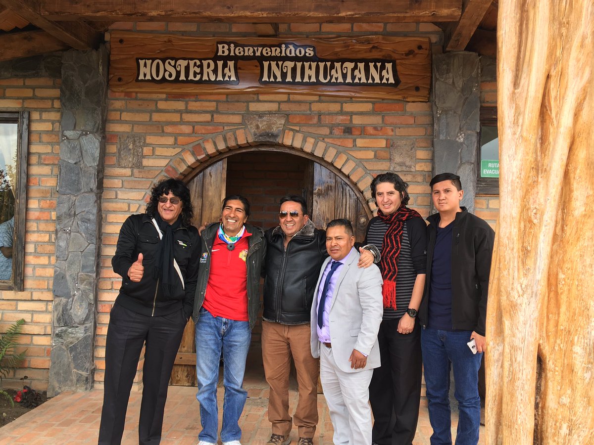 AzuayPrefectura's tweet photo. Con gran expectativa está mañana y tarde @yakuperezg compartió con #PatricioIllescas de la inauguración del #Intihuatana, un lugar turístico, rústico de magnífica gastronomía, ubicado en el cantón @SanFerMunicipio https://t.co/WMqx8meGv4