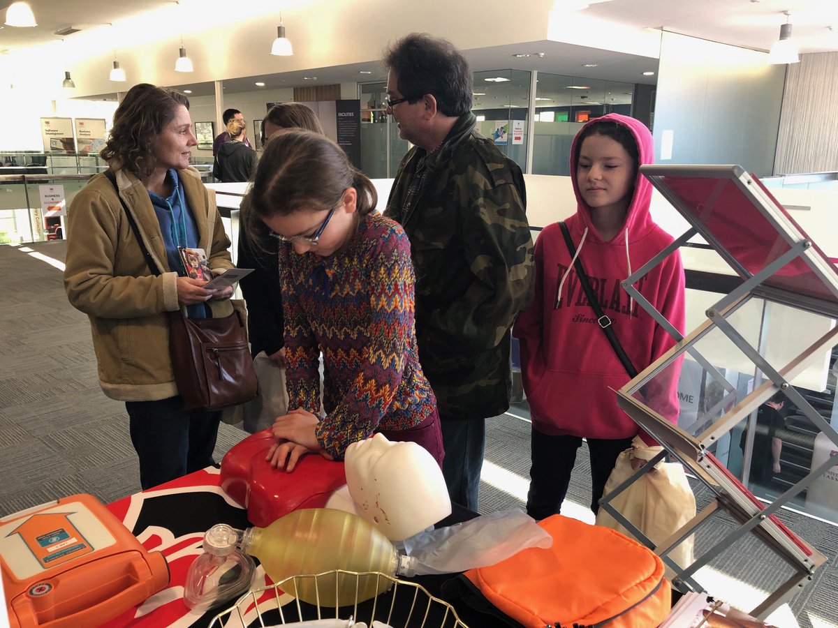 DGuzys's tweet photo. Recruiting potential nurses young for when the Bachelor of Nursing Science is delivered at the Cradle Coast Campus UTAS https://t.co/afsLHcyWVQ