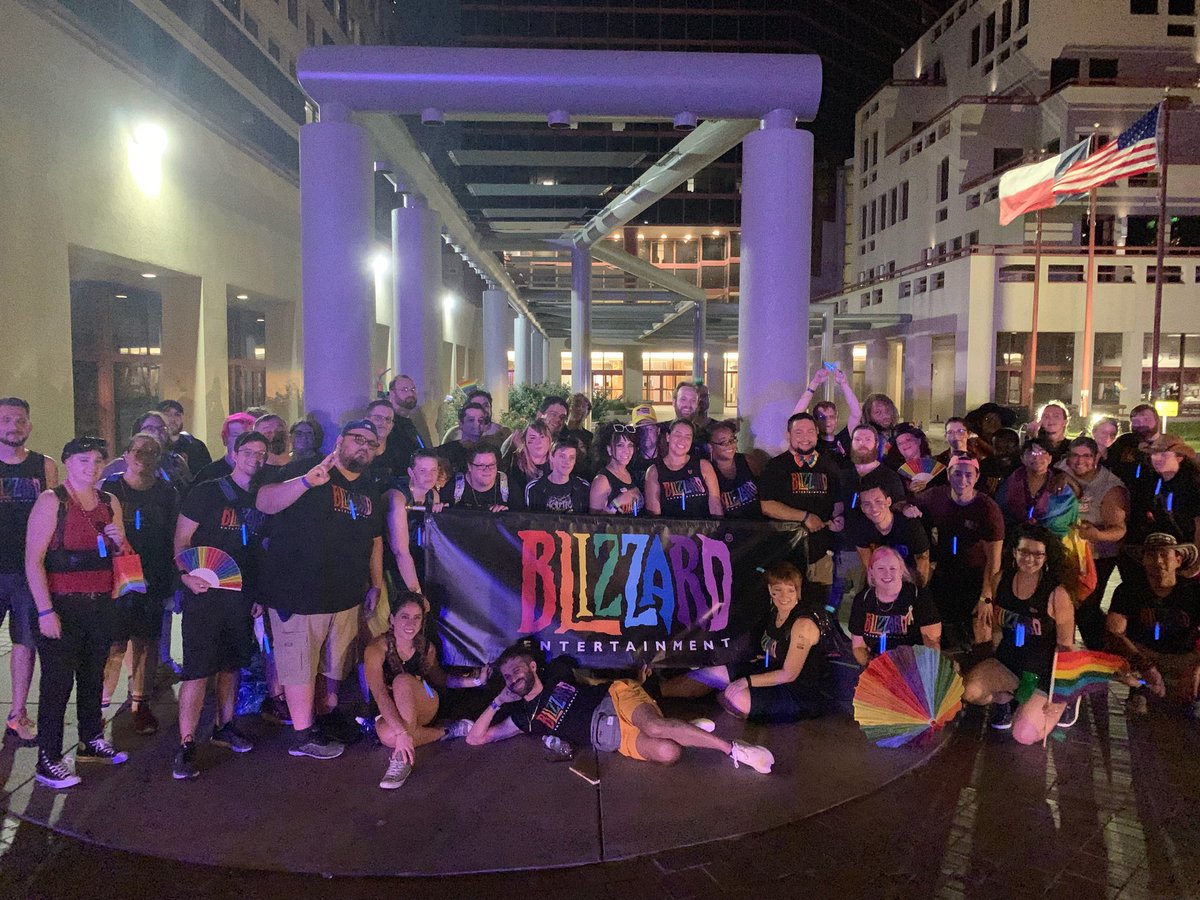 AmyJantzer's tweet photo. Successful #prideATX today! #blizzard #blizzlife 🌈🌈 @RenataCPonte @WaltCodes https://t.co/EPObbVFIOW