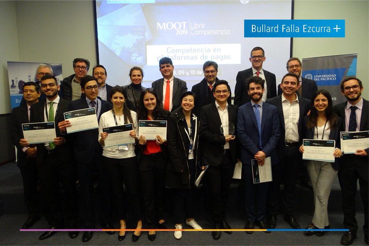 BFE_oficial's tweet photo. Felicitaciones al Equipo 06 🇨🇱🇵🇪 ganador del #MootBFE 2019. Asimismo, felicitamos al Equipo 02 🇨🇴 por el segundo lugar en su primera participación. Queremos agradecer a todos los equipos que nos acompañaron a lo largo de estos días. ¡Latinoamérica en (libre) competencia! https://t.co/yQlplMDktu