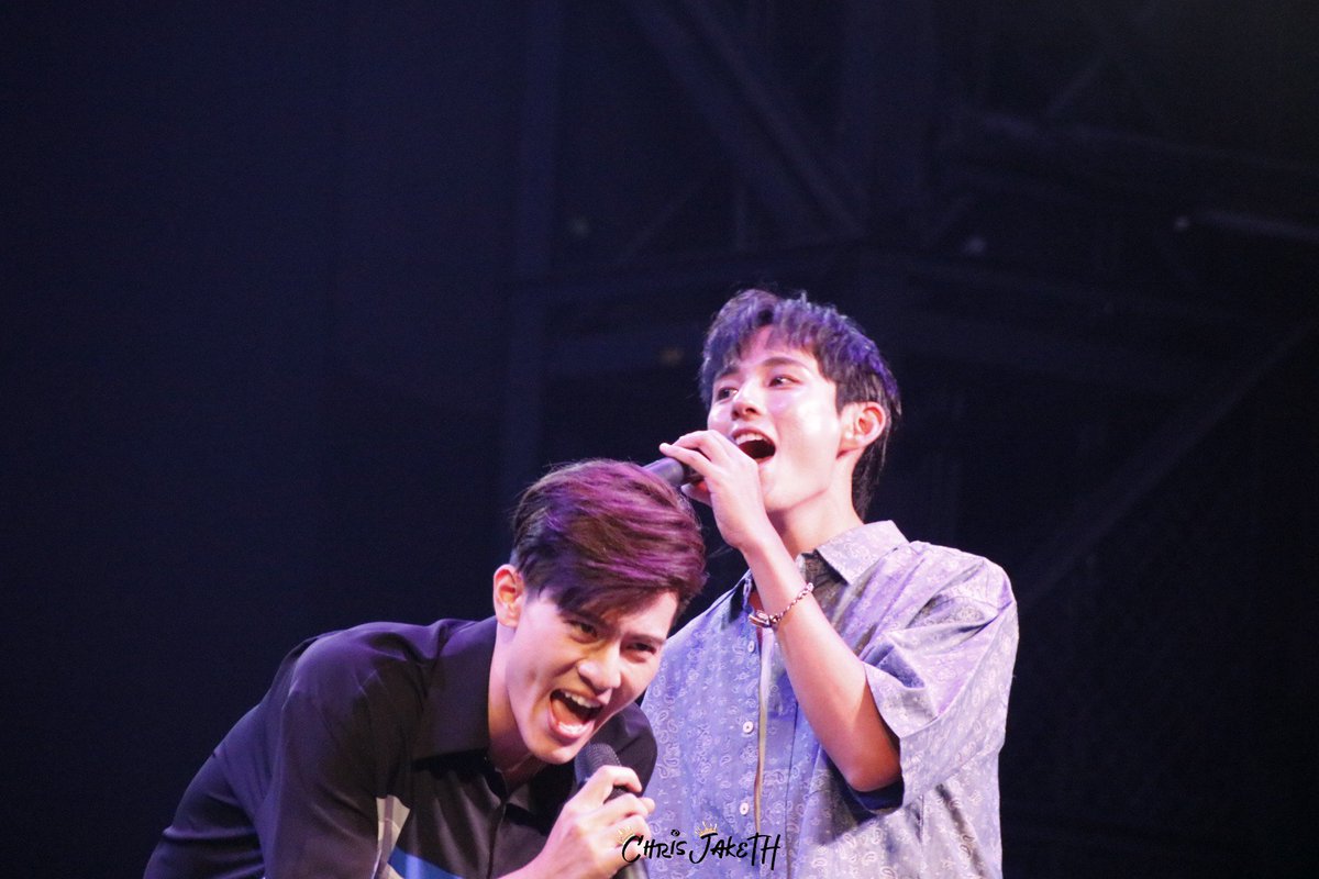 ChrisJakeTH's tweet photo. งื้อออ น่ารักไปหมด
#CJAKFanMeetinginBKK #ChrisJakeTH https://t.co/mpYzf2awEp