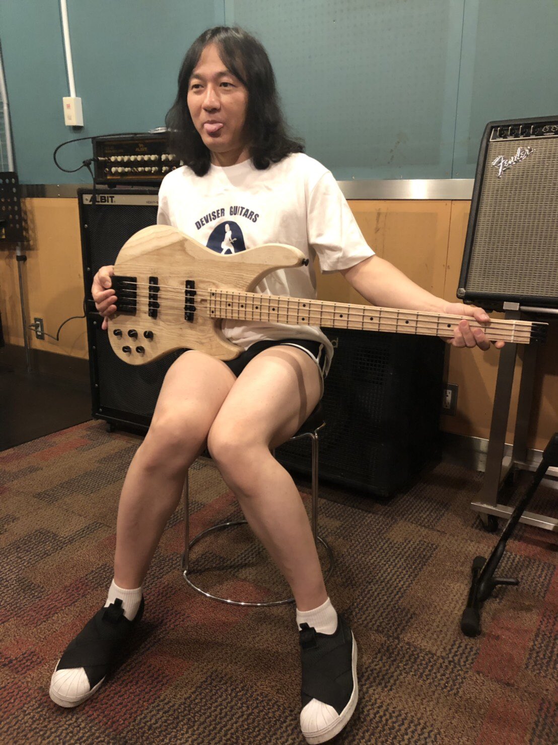 H J Freaks On Twitter ガールズバンドのオーディション 大嘘 株式会社ディバイザー